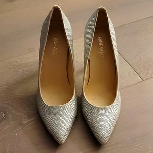 Nine West Women's Tatiah Embellished Glam Pumps NWOT